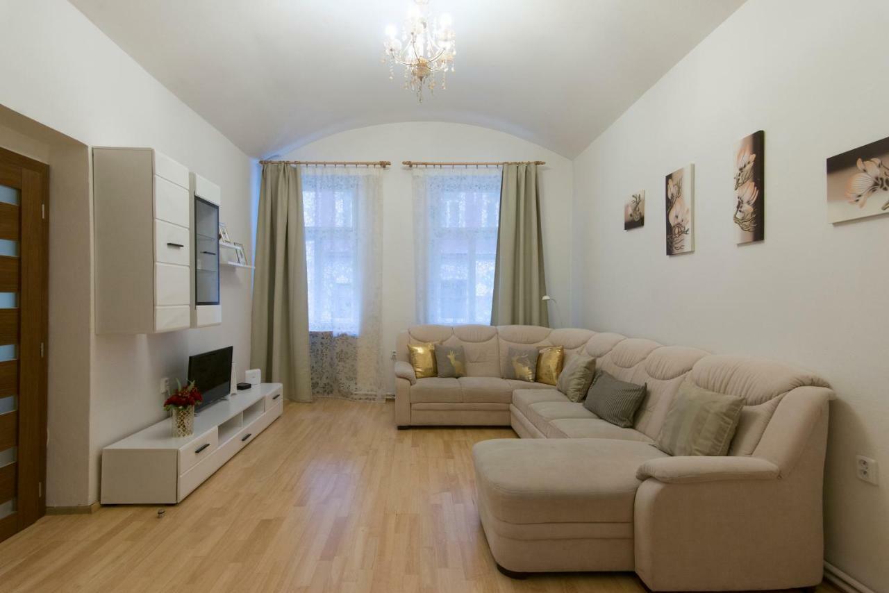 Spacious Apartment Near Wenceslas Square Praha Eksteriør bilde