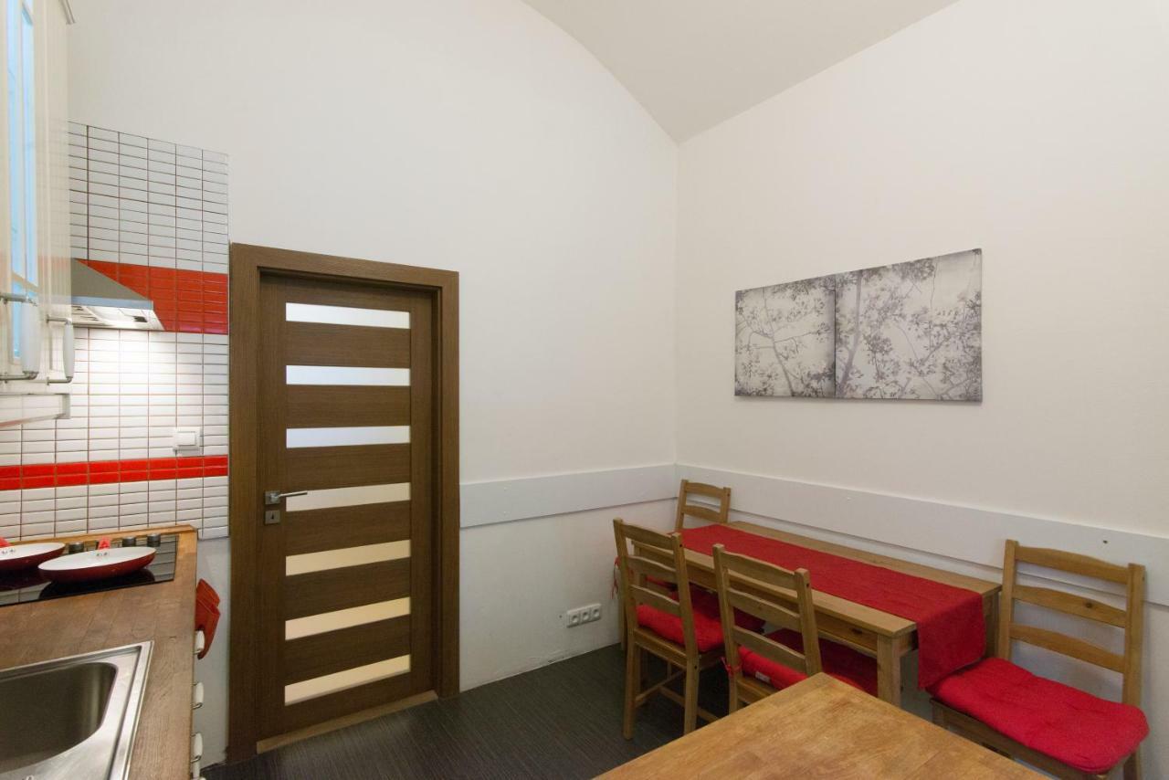 Spacious Apartment Near Wenceslas Square Praha Eksteriør bilde