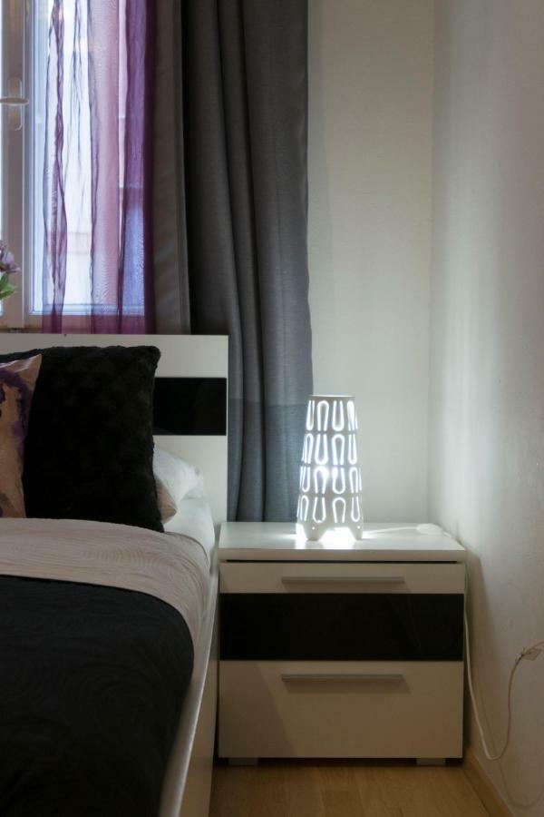 Spacious Apartment Near Wenceslas Square Praha Eksteriør bilde